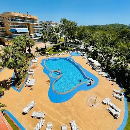Апартаменты Familiar Con Piscina Y Parking