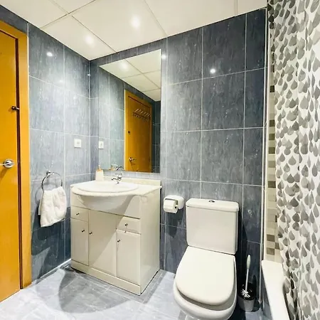 Апартаменты Familiar Con Piscina Y Parking *