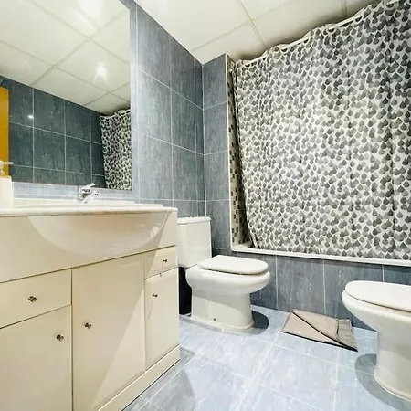 Апартаменты Familiar Con Piscina Y Parking