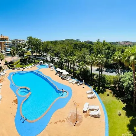 Familiar Con Piscina Y Parking 아파트 *