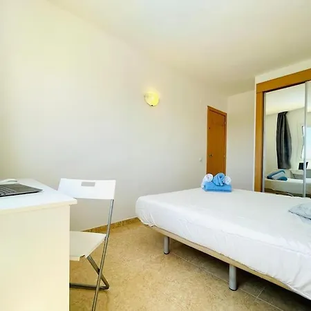 Familiar Con Piscina Y Parking Apartmán *
